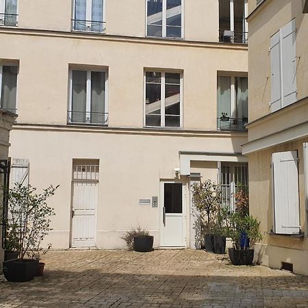 Studio Calme Et Ensoleille Entierement Renove París Exterior foto